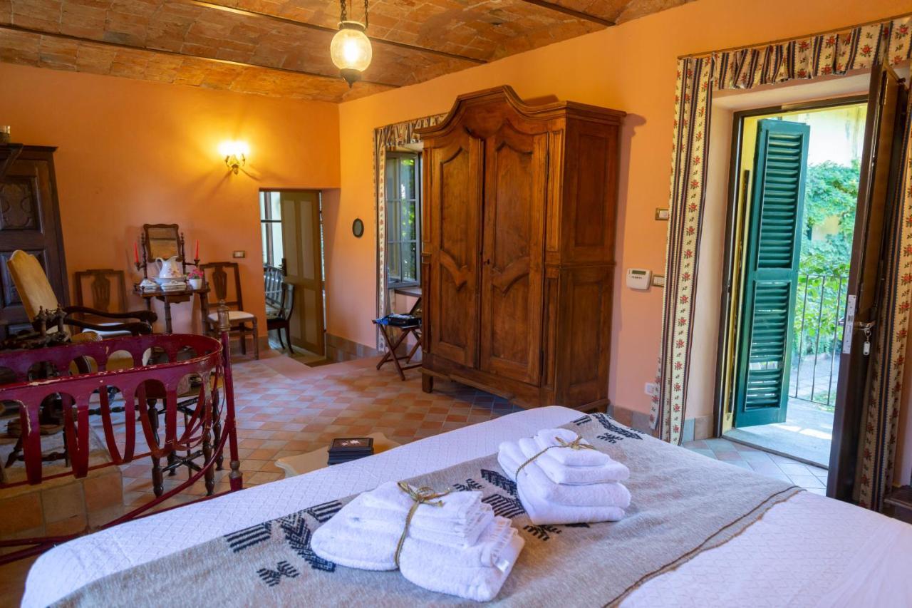 Palazzo Sismonda Bed & Breakfast Corneliano d'Alba Exterior photo